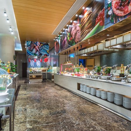 Crowne Plaza Yichang By Ihg Exterior photo