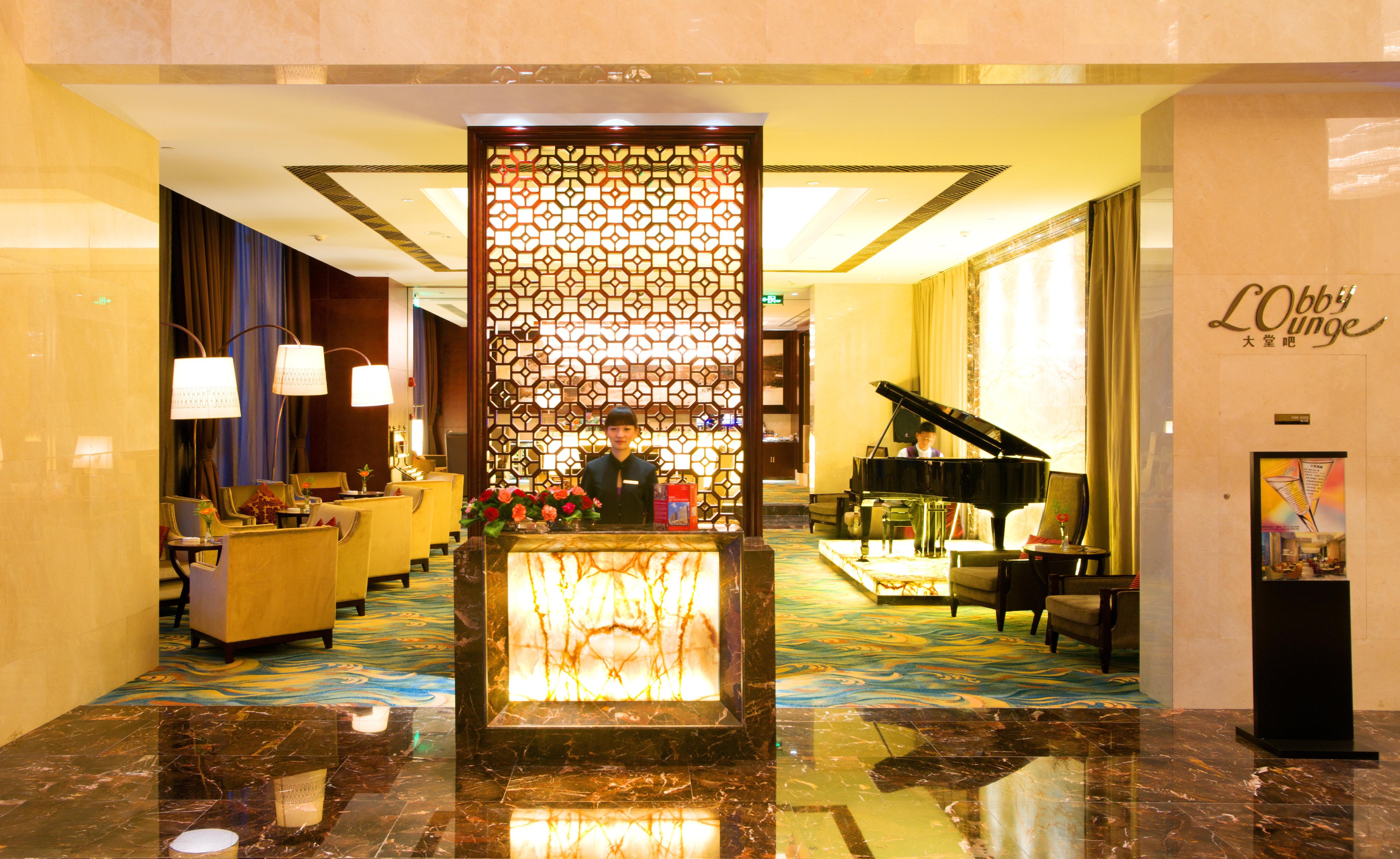Crowne Plaza Yichang By Ihg Exterior photo