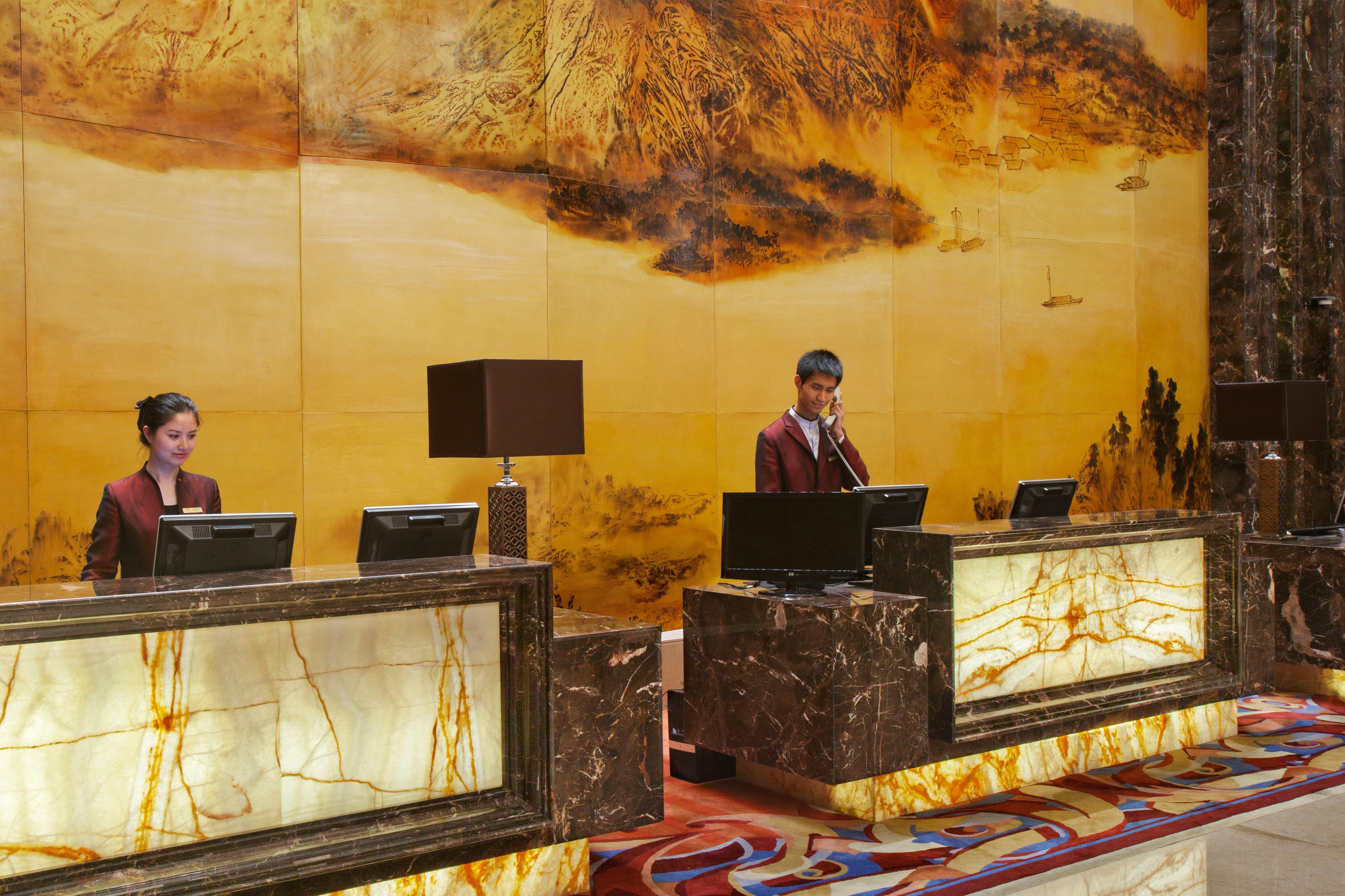 Crowne Plaza Yichang By Ihg Exterior photo