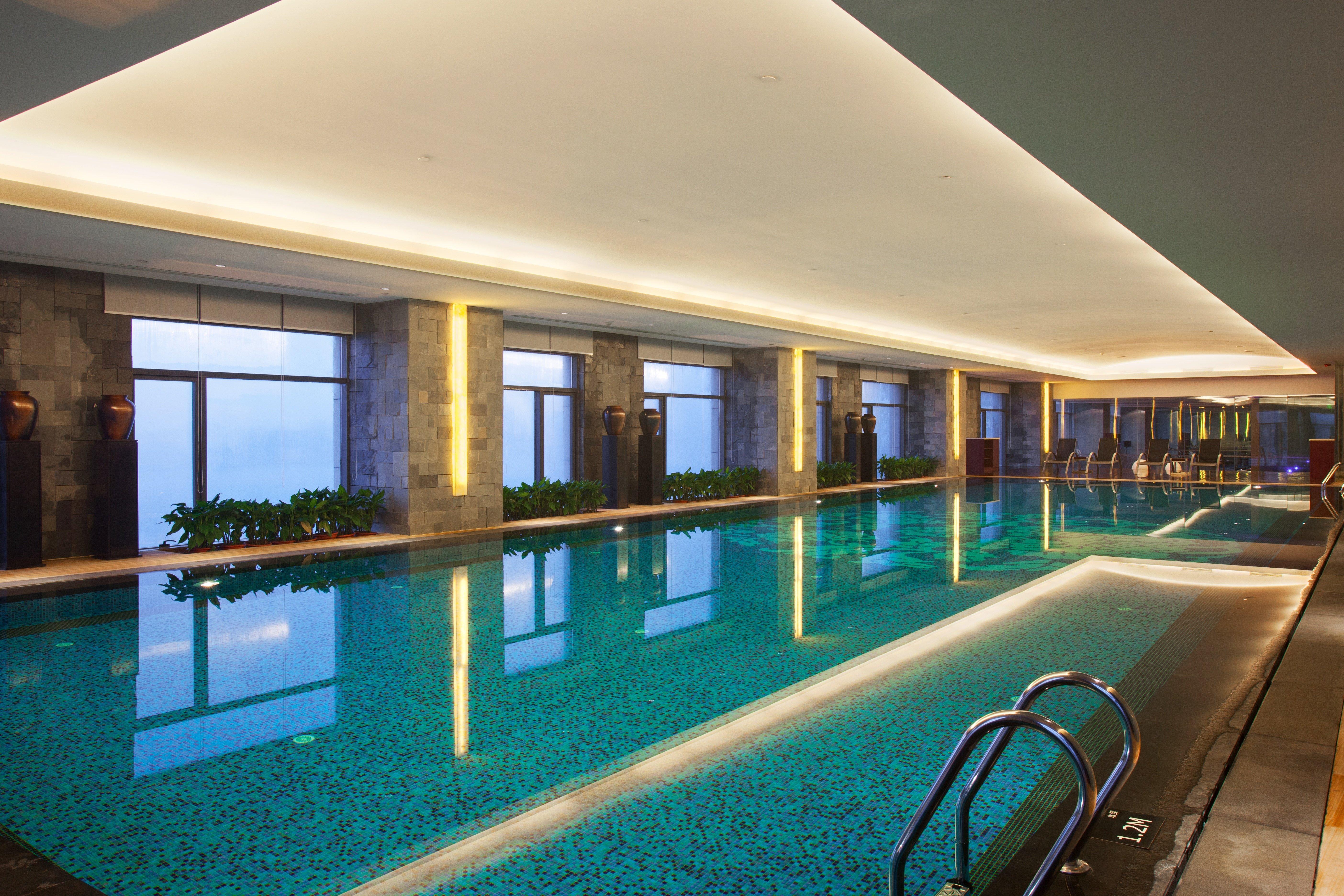 Crowne Plaza Yichang By Ihg Exterior photo