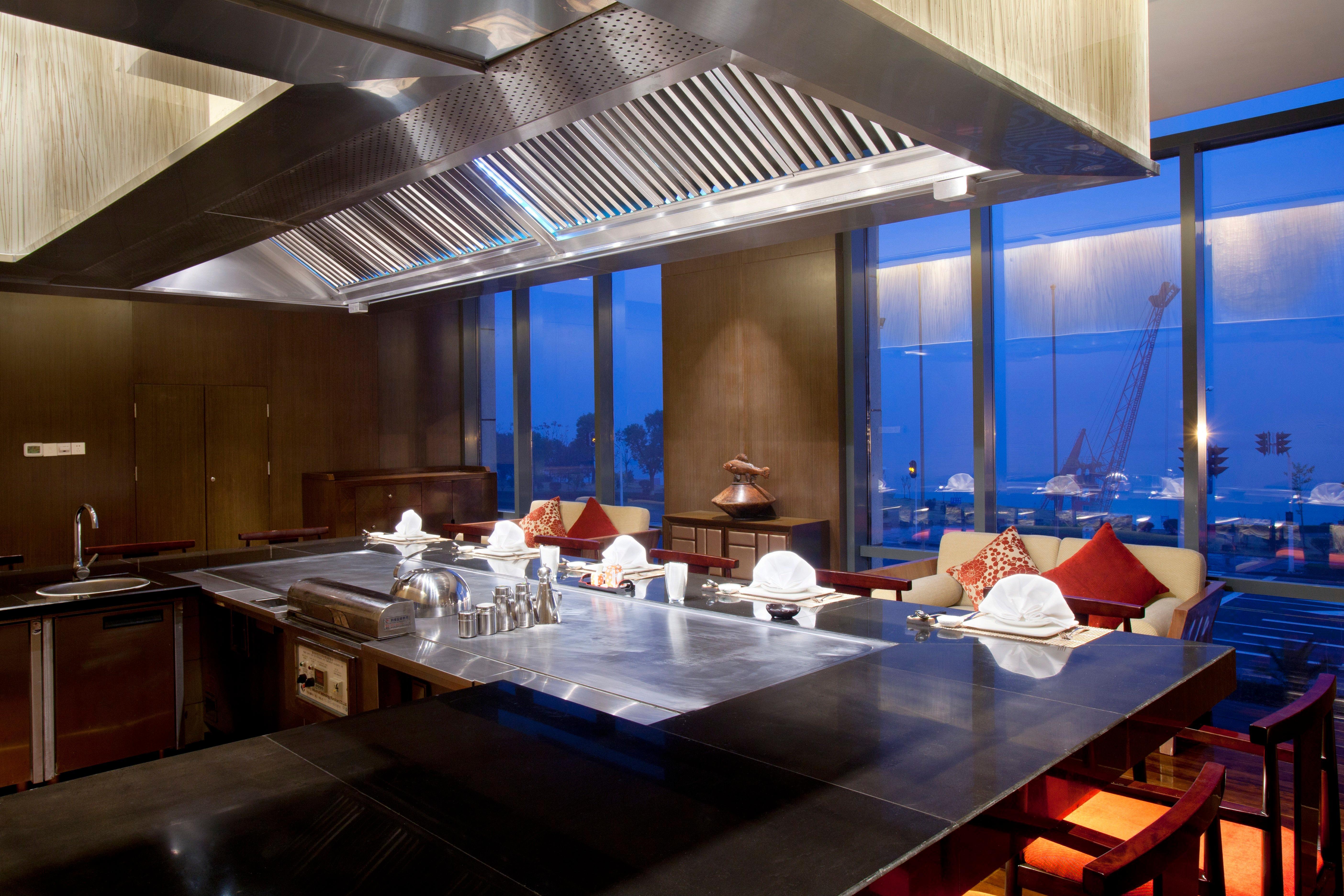 Crowne Plaza Yichang By Ihg Exterior photo