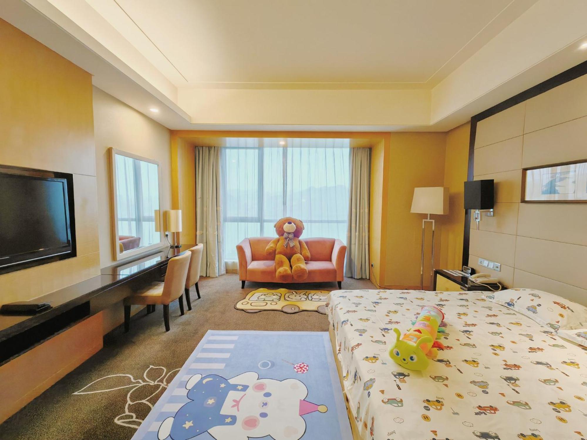 Crowne Plaza Yichang By Ihg Exterior photo