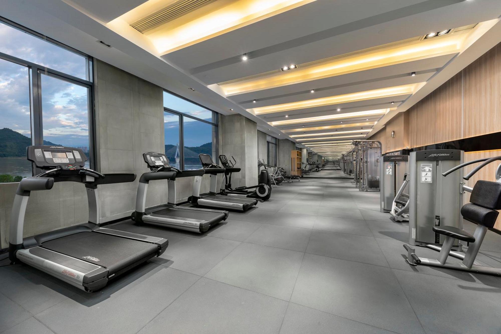 Crowne Plaza Yichang By Ihg Exterior photo