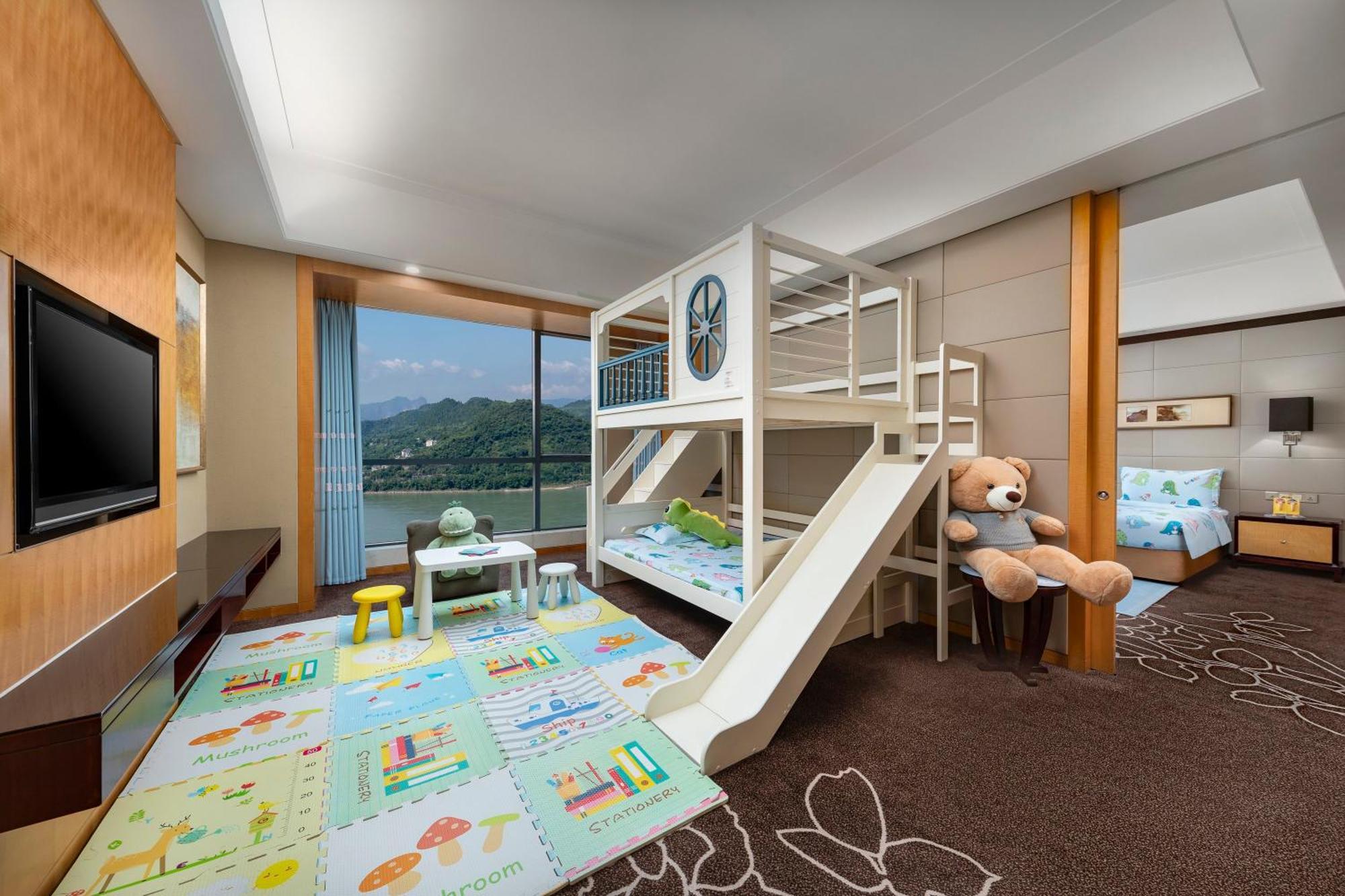 Crowne Plaza Yichang By Ihg Exterior photo